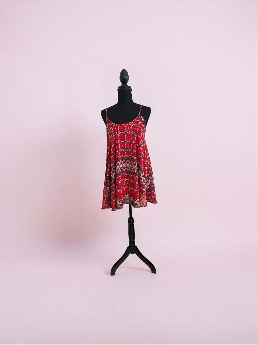 Show Me Your MuMu Red Patterned Spaghetti Strap Swing Dress